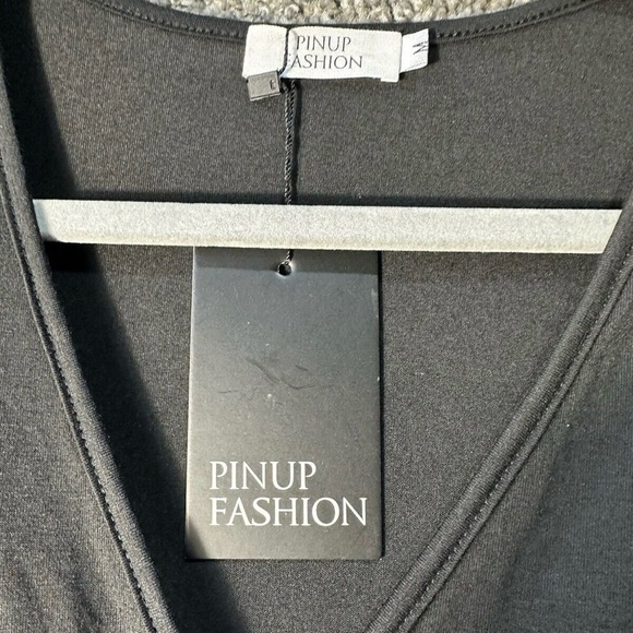 Pinup Fashion V Neck Midi Short Flutter Sleeve Dress SZ Medium NWT - Picture 6 of 9